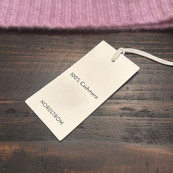 NWT Nordstrom Cashmere beanie LILAC